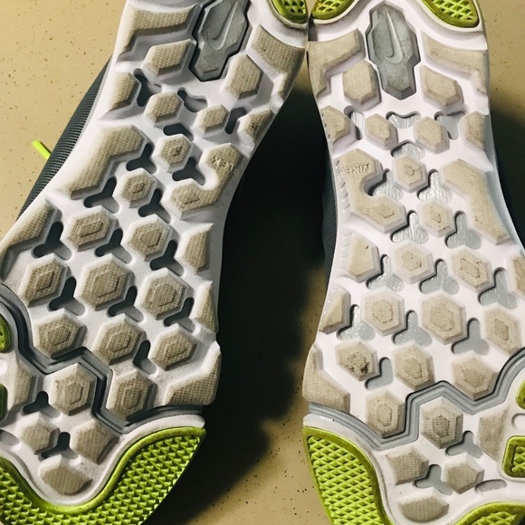 Women’s Nike Fit Sole Training Shoes - Picture 5 of 5